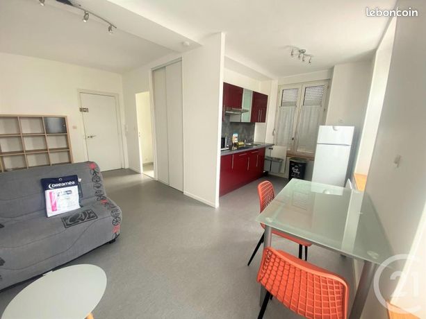 Studio 1 pièce 32 m²