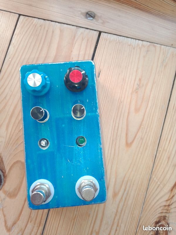 Earthquaker devices (eqd) spires fuzz clone - Instruments de musique