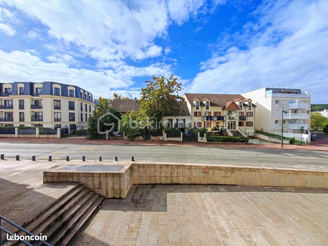 Appartement 3 pièces 71 m² · à Saint-Cyr-l'École · 71 m² · 336 000 €