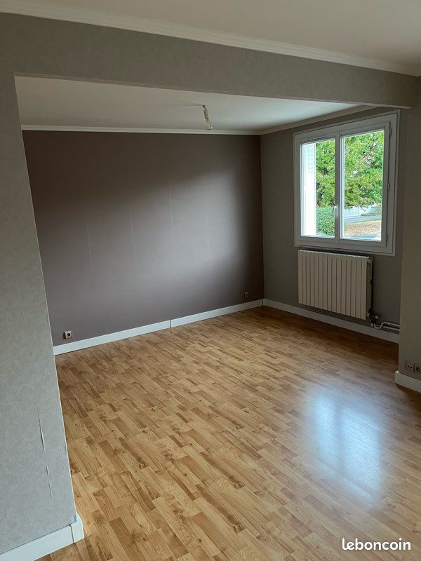 Parking 54 m² · à Limoges · 53,7 m² · 610 €/mois