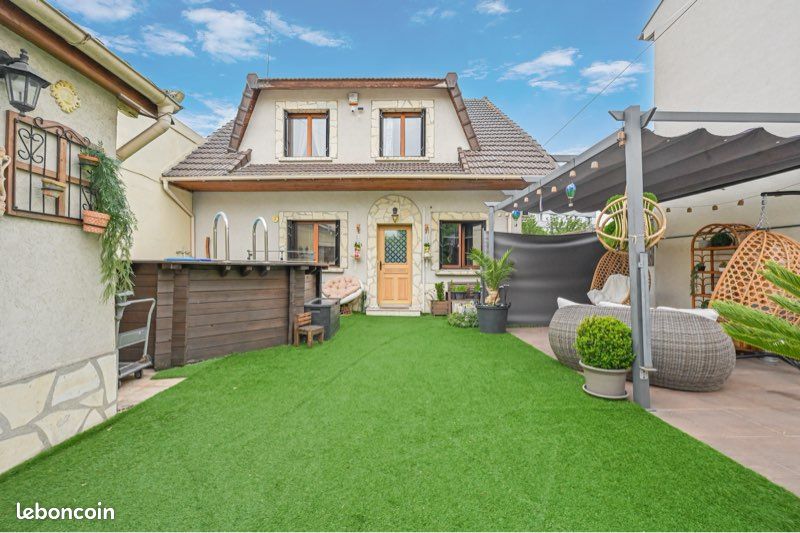 Maison 8 pièces 190 m² · à Drancy · 190 m² · 379 000 €