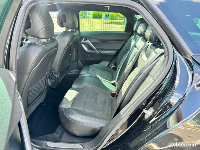Citroen DS5 1.6 BLUEHDI120 SO CHIC S&S (image 14)
