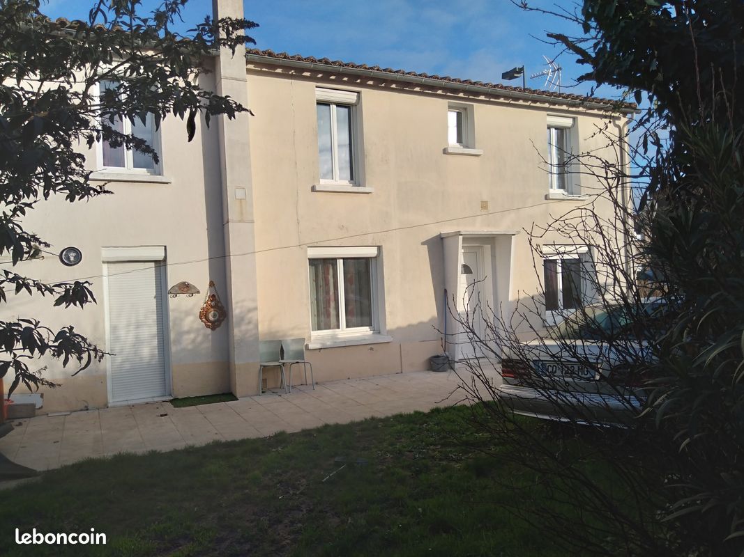 Maison 6 pièces 100 m² · à Montaigu-Vendée · 100 m² · 210 000 €
