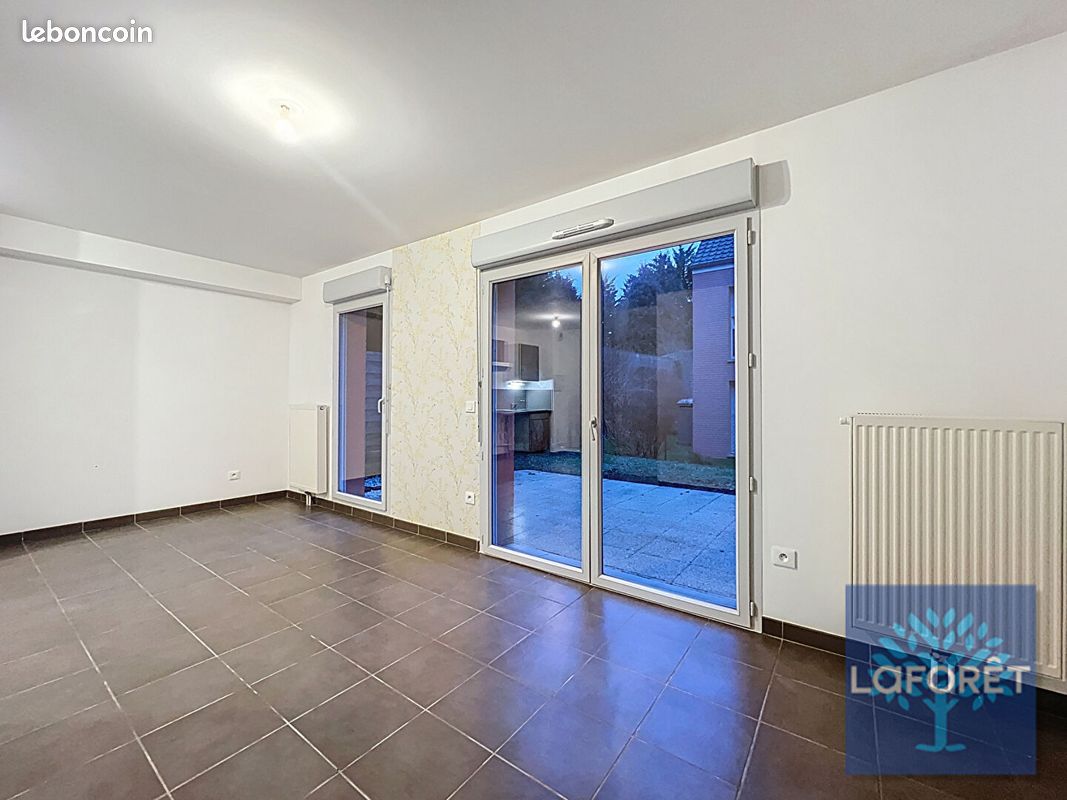 Appartement 2 pièces 45 m² · à Saint-Saulve · 45 m² · 595 €