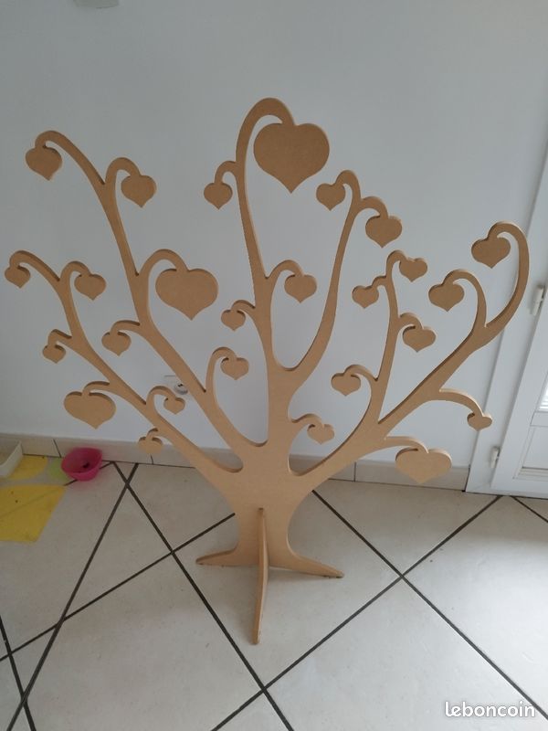 Arbre coeurs chambre fillette (image 1)