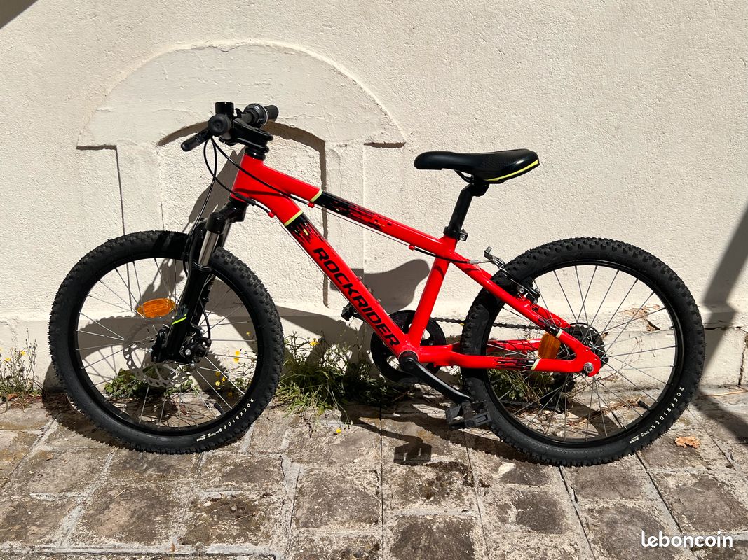 Vélo enfant VTT ROCKRIDER 20 POUCES 900 ROUGE Décathlon à ans