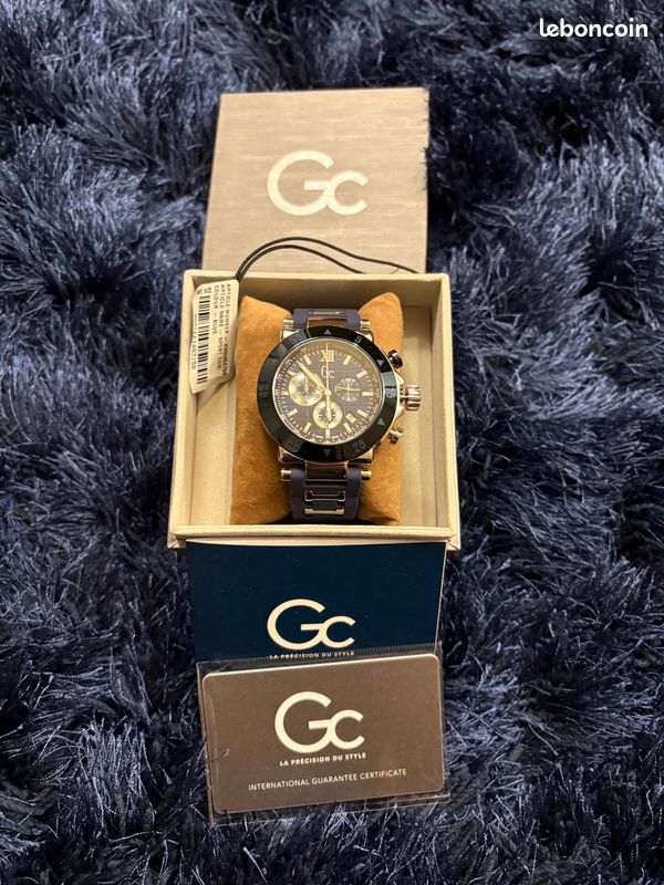 Montre Bracelet GC Pour Femme - Neuve Sans étiquette - Style Moderne Et épuré