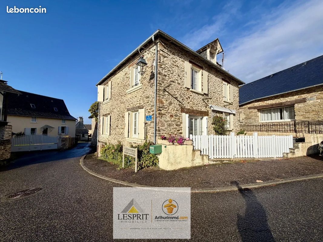 Maison 7 pièces 155 m² · à Malemort · 155 m² · 140 000 €