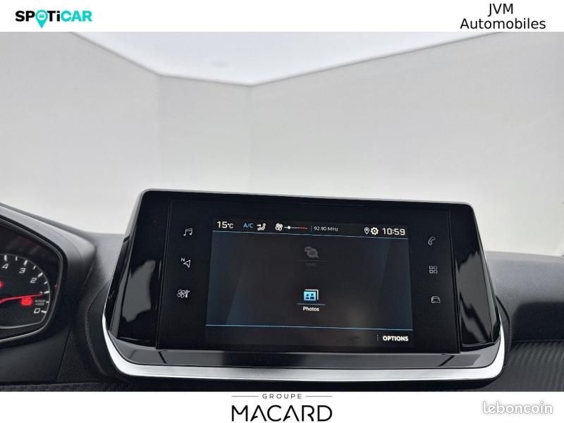 Peugeot 208 1.2 PureTech 100ch S&S Active (image 22)