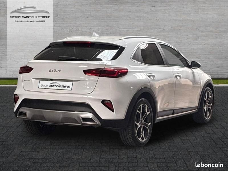 Kia XCeed 1.6 GDi 105ch + Plug-In 60.5ch Black & White Edition DCT6 MY22 (image 5)