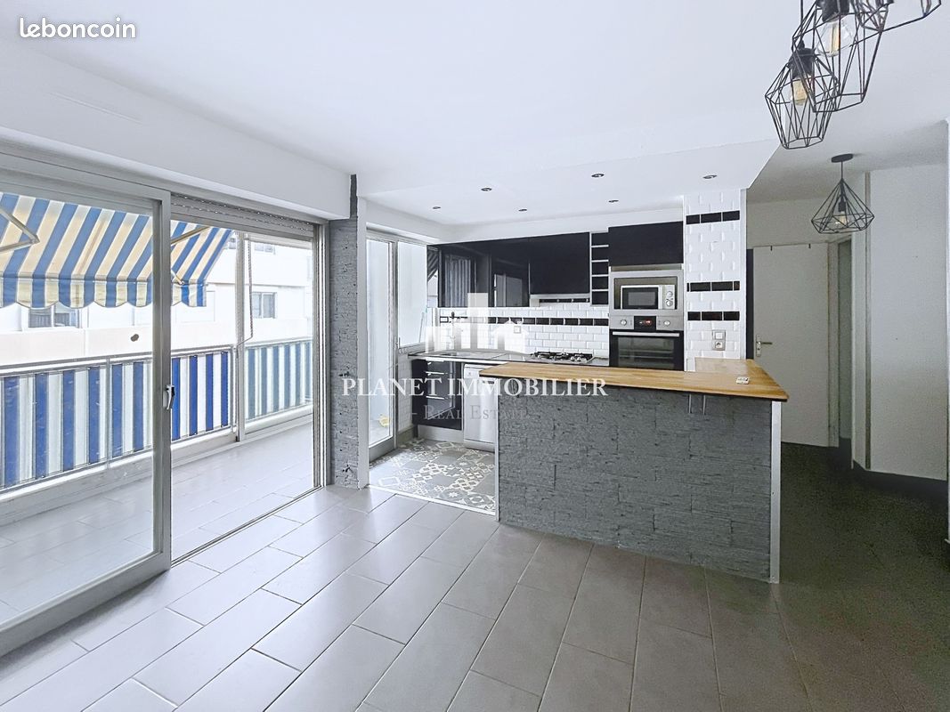 Appartement 2 pièces 46 m² · à Vallauris · 46 m² · 208 000 €
