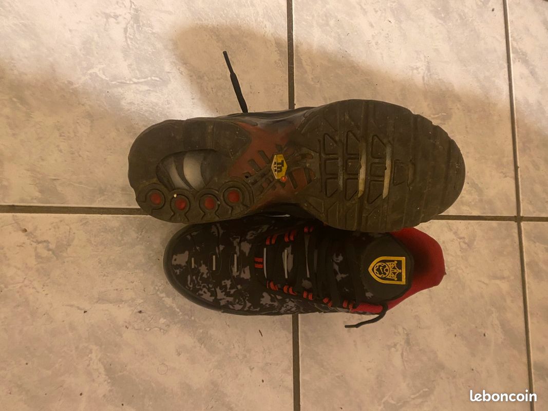 Nike air Max plus pointure 39 (image 2)