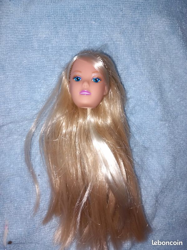 Lot têtes de barbie (image 6)