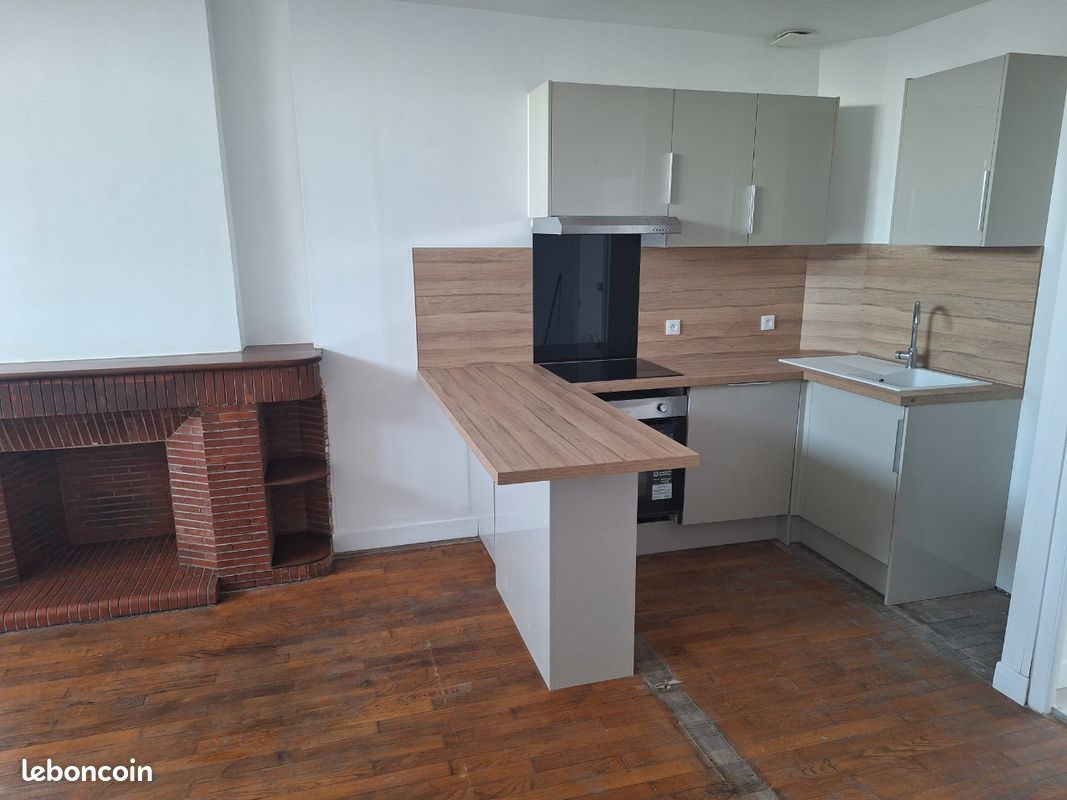 Appartement 3 pièces 80 m² · à Cherbourg-en-Cotentin · 80 m² · 900 €