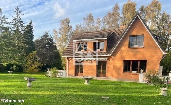 Maison 7 pièces 151 m² · à Bergues · 151 m² · 409 900 €