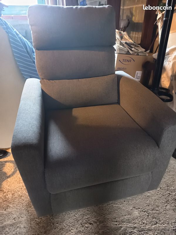 Fauteuil électrique (image 1)
