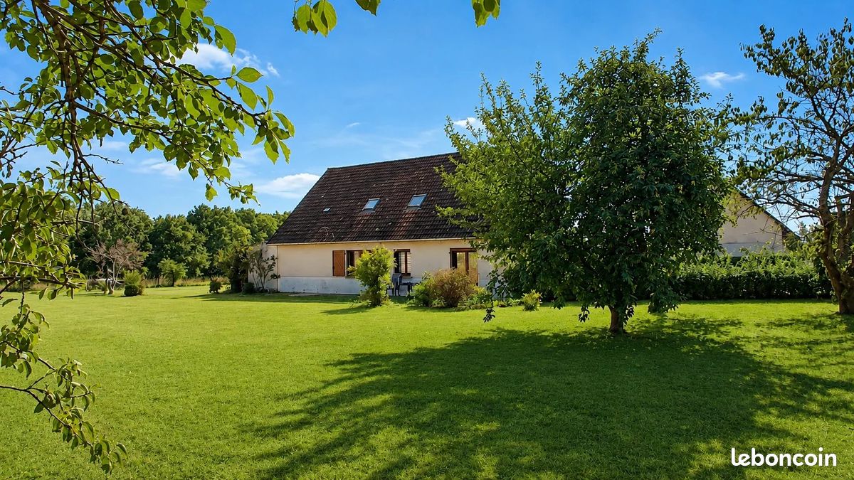 Maison 159 m² · à Cesset · 159 m² · 179 000 €