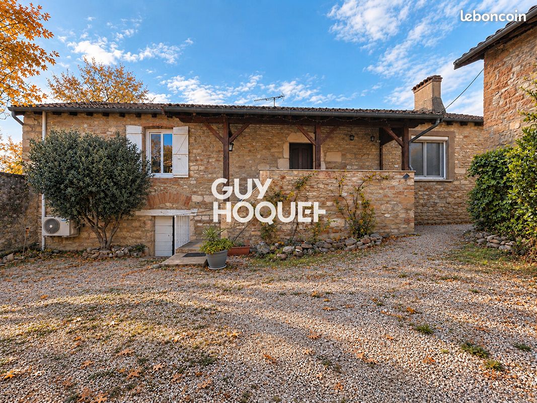 Maison 6 pièces 120 m² · à La Roche-Vineuse · 120 m² · 239 000 €