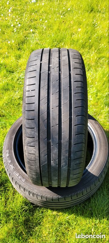 Pneus 225/45R18 (image 1)