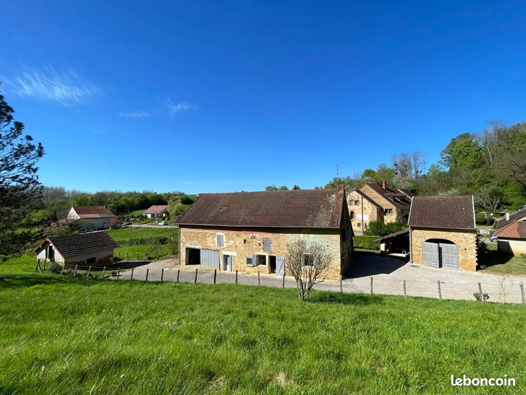 Maison 4 pièces 89 m² · à Lons-le-Saunier · 89 m² · 222 000 €
