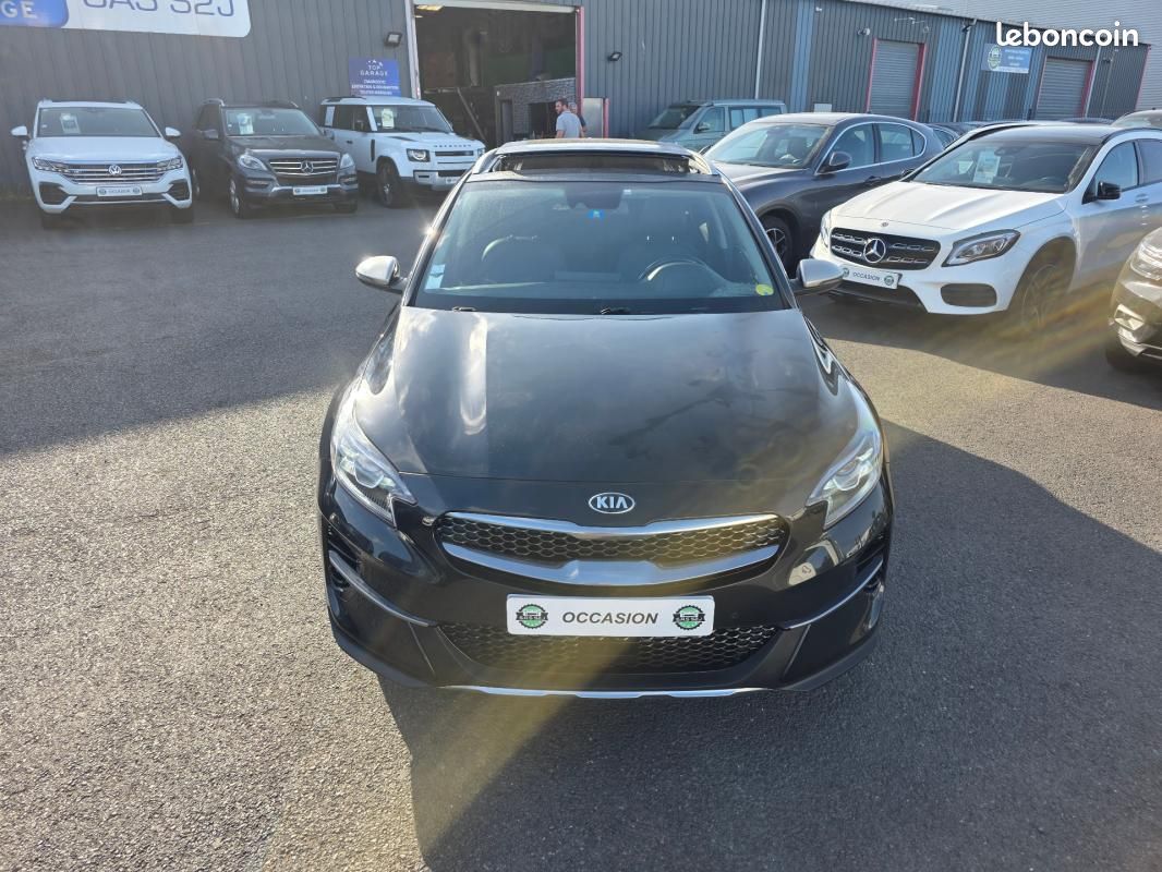 Kia Xceed MY21 1.6 CRDi 136 ch MHEV DCT7 Premium (image 3)