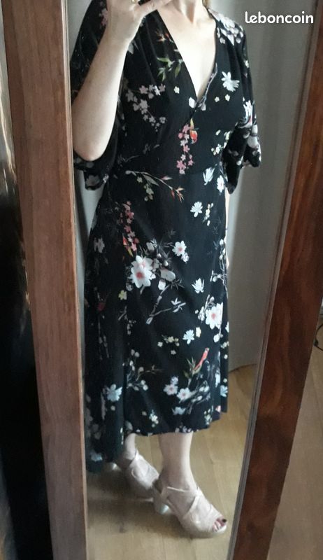 Robe asymétrique portefeuille noire fleurs cache cache t 40 neuve (image 8)