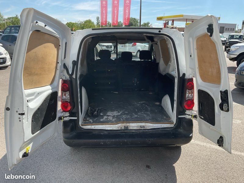 Citroen berlingo ii (3) 1.6 bluehdi 100 confort taille m (image 7)