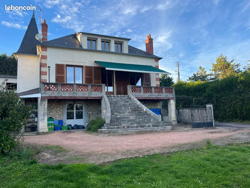 Immeuble 7 pièces 193 m² · à Nevers · 193 m² · 200 000 €