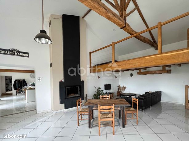 Longère 5 pièces 147 m²
