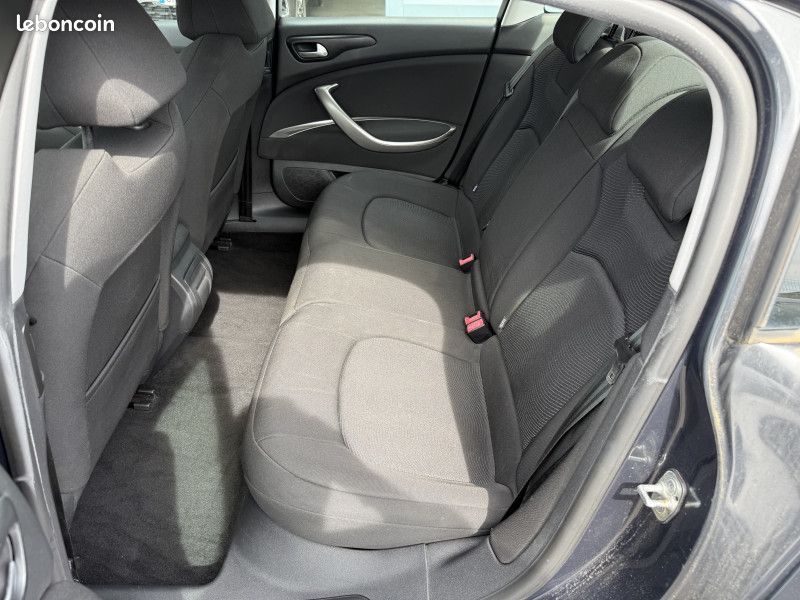 Citroen C5 1.6 HDI110 FAP CONFORT (image 6)
