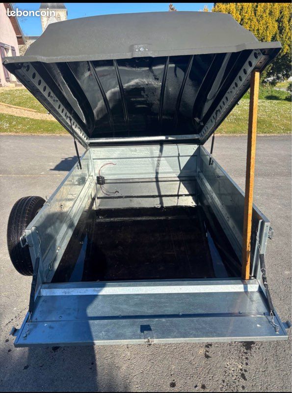 Remorque bagagère avec porte vélos (image 2)
