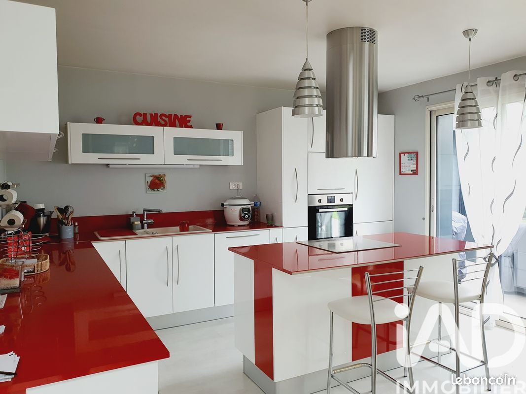 Maison 4 pièces 130 m² · à Le Bois-Robert · 130 m² · 330 000 €