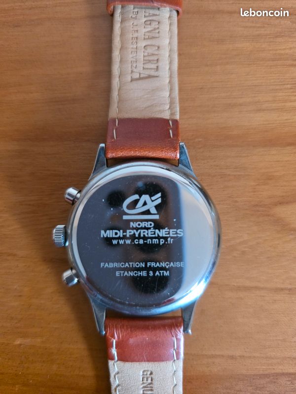 Montre Magna Carta Tank - Cadran Blanc, Boîtier Acier Brossé, Bracelet Cuir Marron