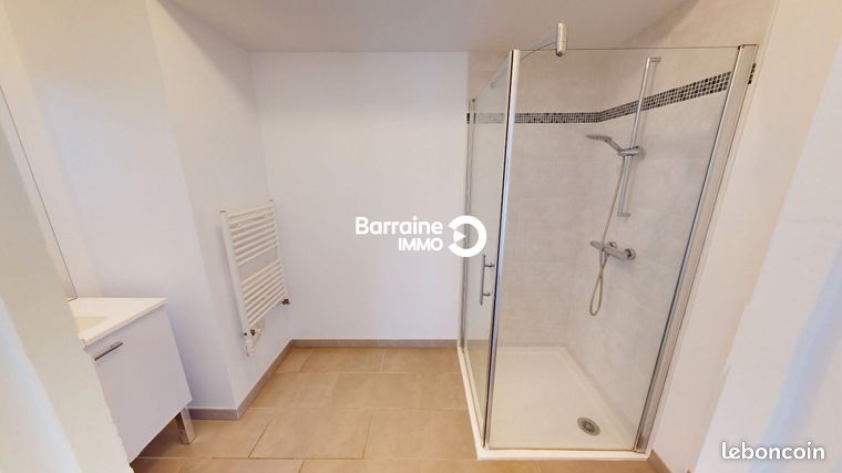 https://img.leboncoin.fr/api/v1/lbcpb1/images/33/7a/27/337a2792e79bbc0a556e8fd19a880ac4430d4433.jpg?rule=ad-image