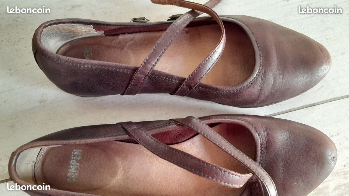 Ballerines à Boucles "Camper" (Cuir Mat Marron) Pointure: 38 (image 5)