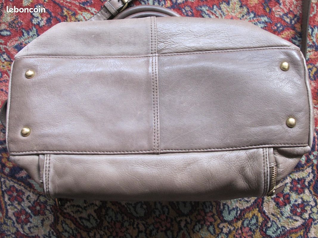 Sac besace en cuir Galeries Lafayette (image 10)