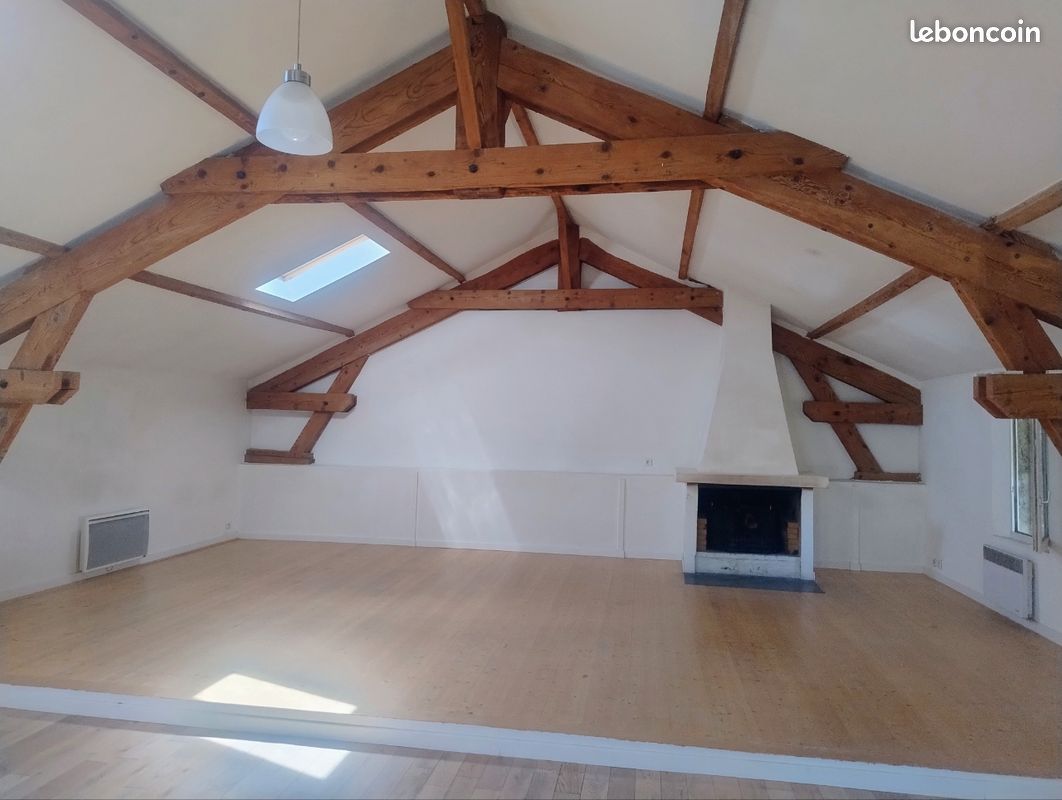 Appartement 2 pièces 136 m² · à Avignon · 136 m² · 1 000 €