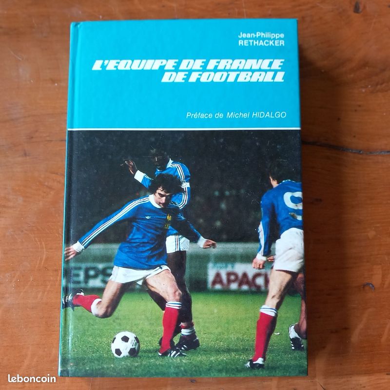 Reliure bleue (image 1)