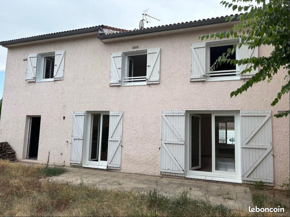 Maison 6 pièces 122 m² · à Chavanay · 122 m² · 930 €
