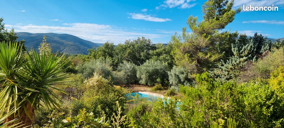 Maison 5 pièces 135 m² · à Lourmarin · 135 m² · 555 000 €
