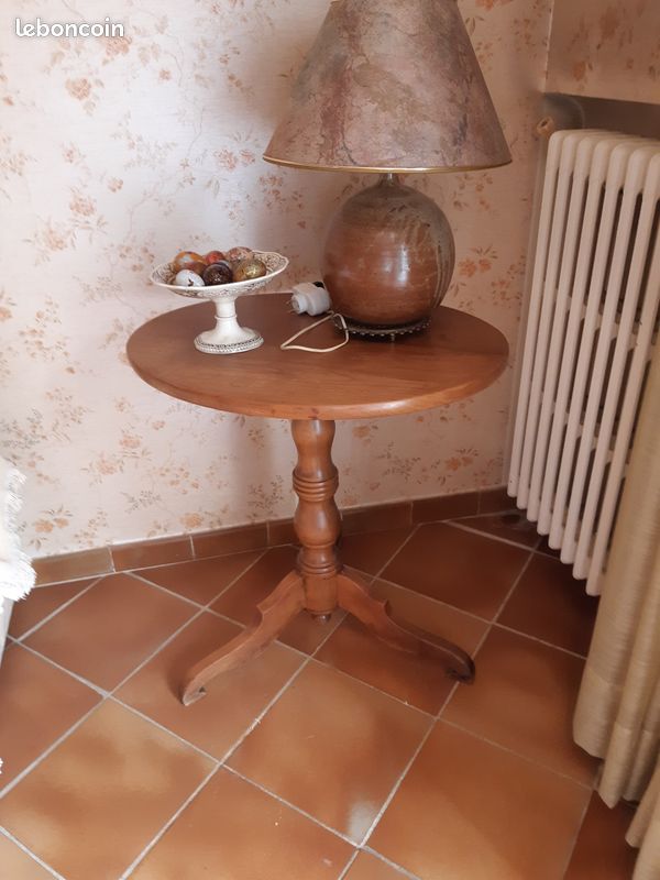 Table guéridon (image 1)