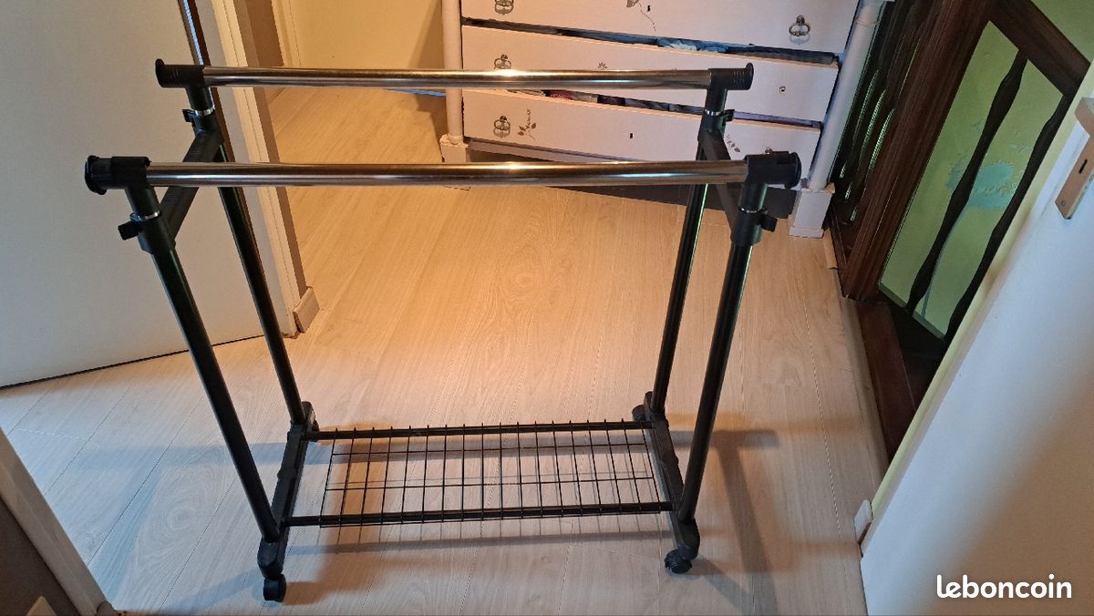 2 Supports vêtements (image 2)