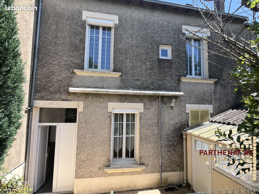 Maison 5 pièces 108 m² · à Parthenay · 108 m² · 117 500 €