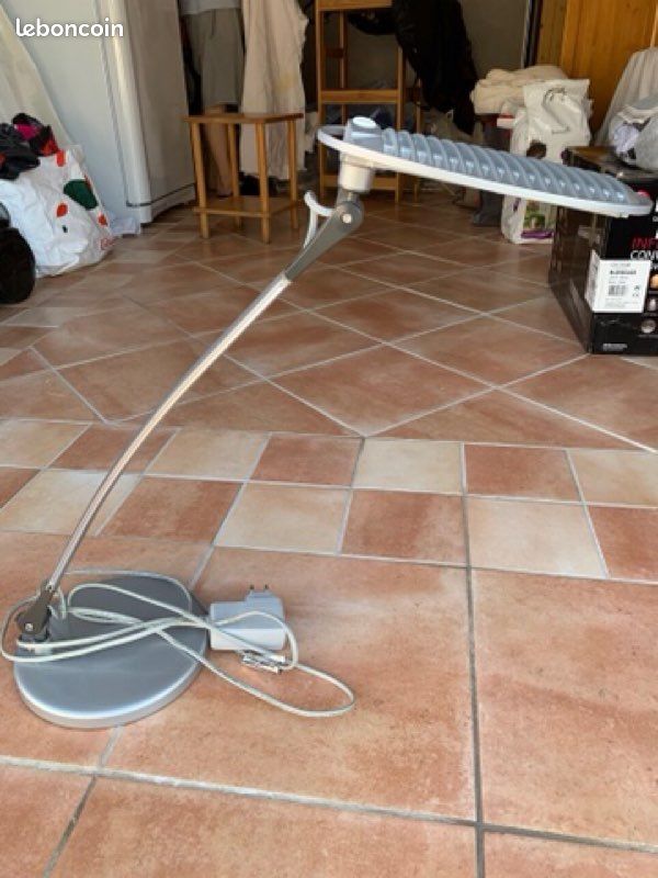 Lampe de bureau (image 2)