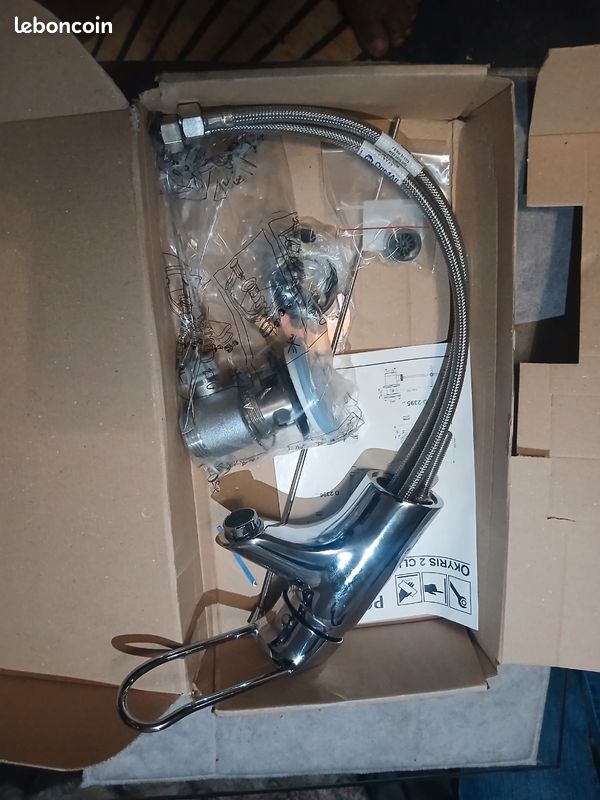 Robinet de lavabo mitigeur (image 4)