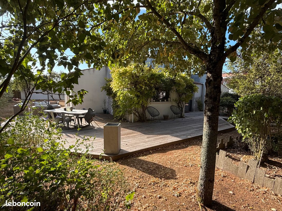 Maison 6 pièces 145 m² · à Sainte-Soulle · 145 m² · 525 000 €
