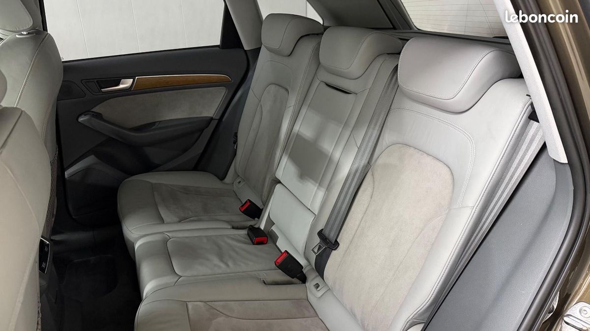 Audi Q5 2.0 TFSI Quattro 179Ch- Siege sport alcantara-ordinateur de bord- Jantes alliage (image 20)