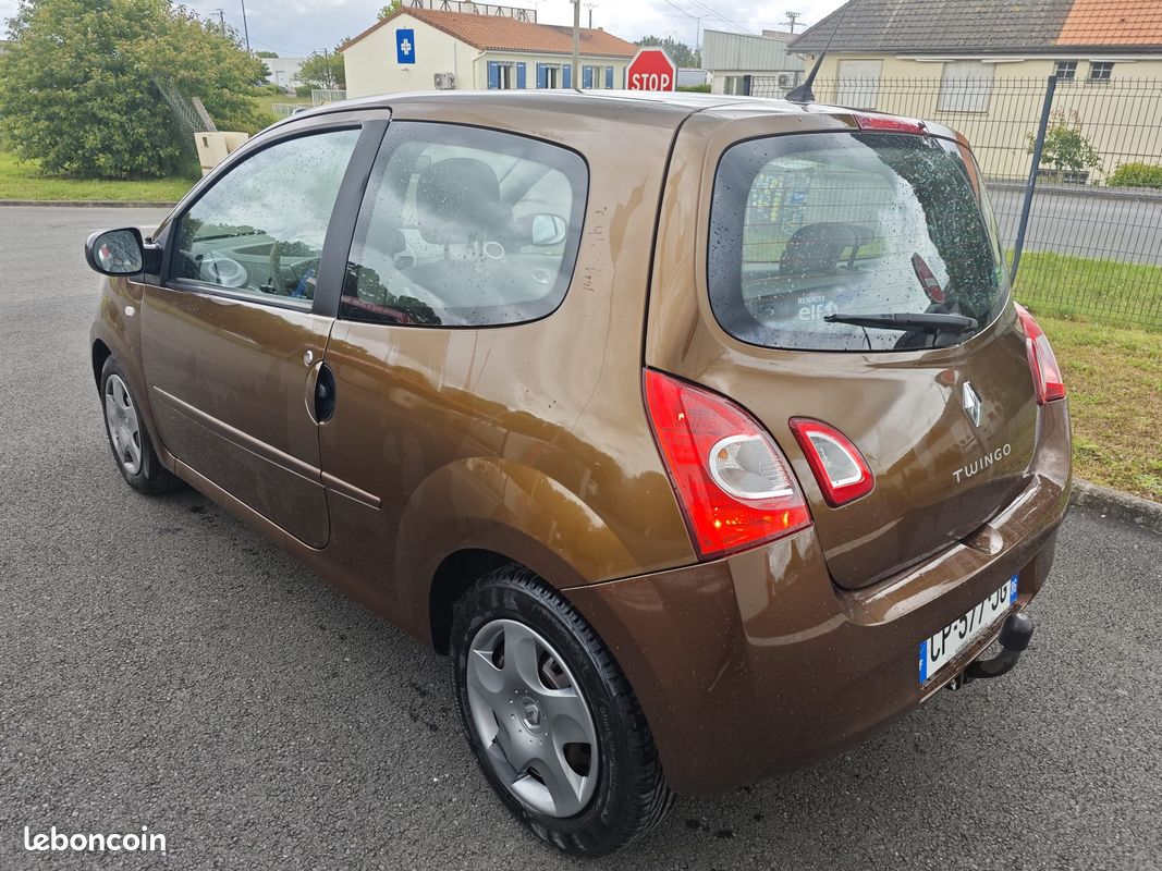 RENAULT Twingo ESSENCE 191000KM 1.2 i 16V LEV eco2 75CV (image 6)
