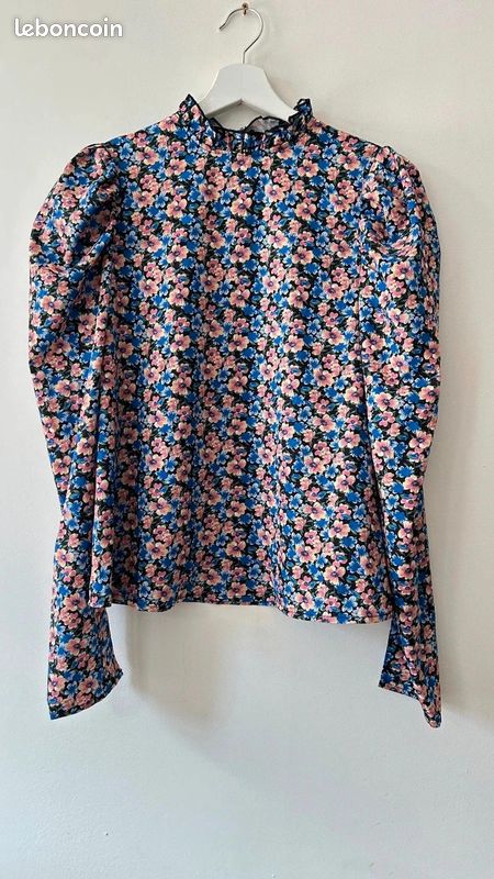 Blouse fleurie multicolore Shein avec dos nu et col froufrou - très bon état (image 1)