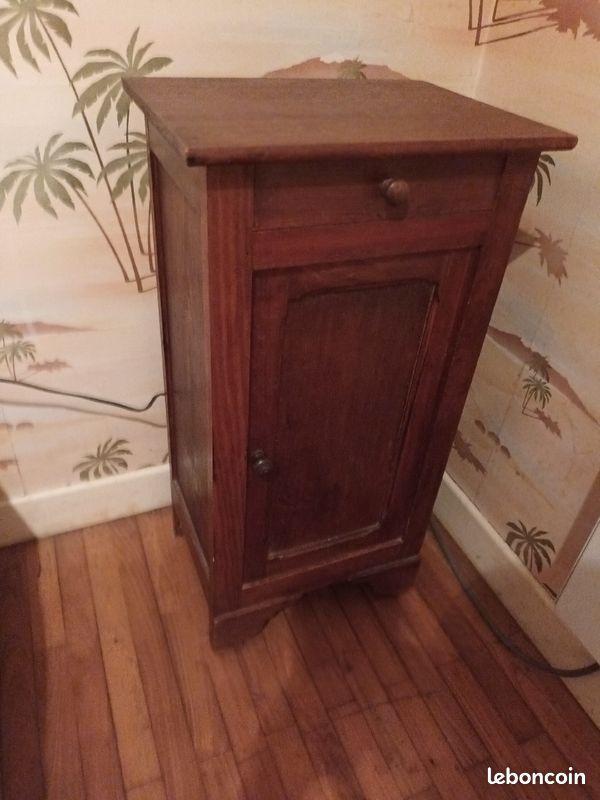 Table de nuit (image 1)